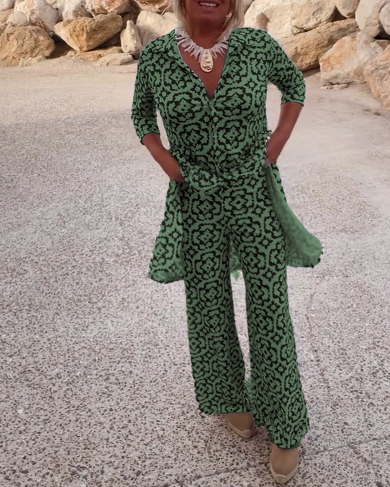 Gavriella | Women’s Geometric V-Neck Two-Piece Set