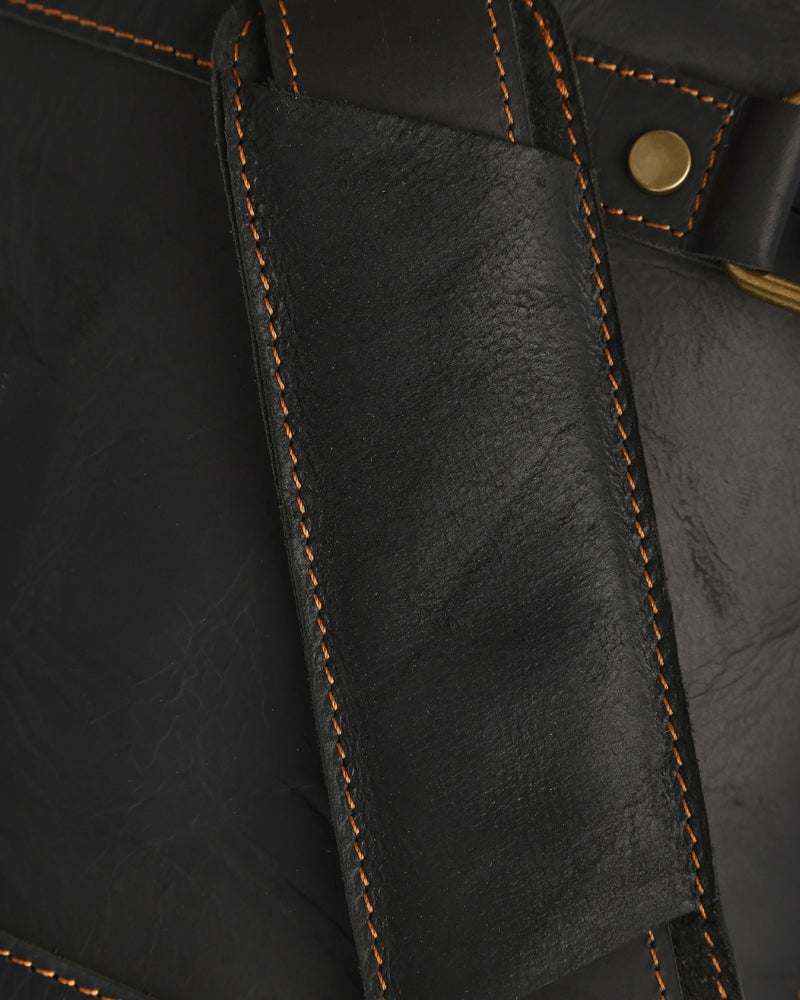 Max | Men’s Leather-look Duffle Bag