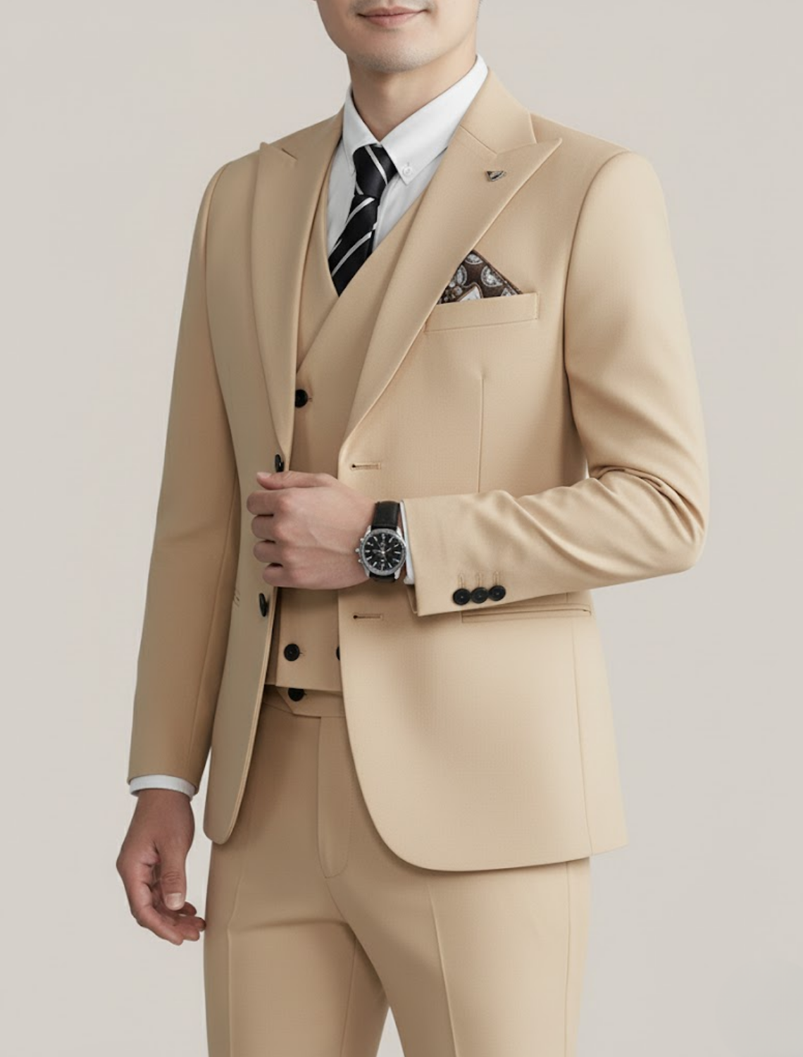 Aiden | Men’s Double-Breasted Three-Piece Suit