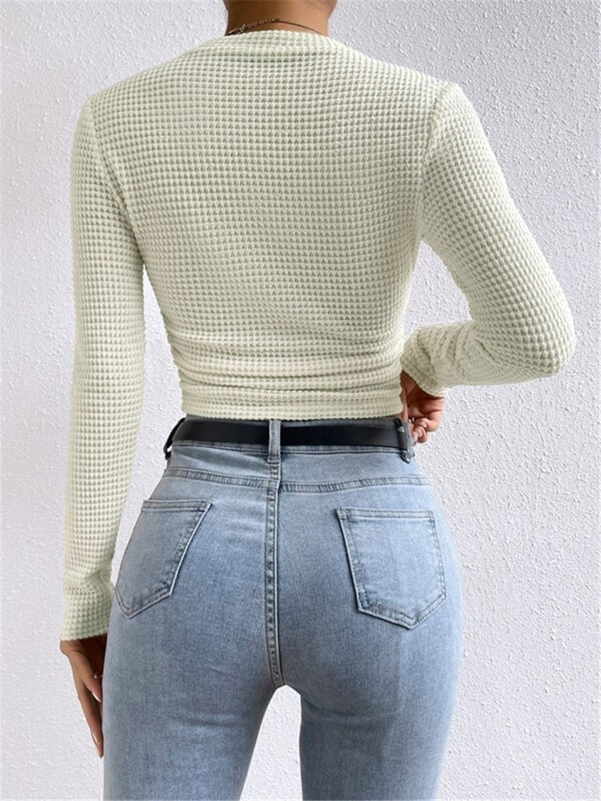 Danae | Women’s Textured Long Sleeve Crop Top