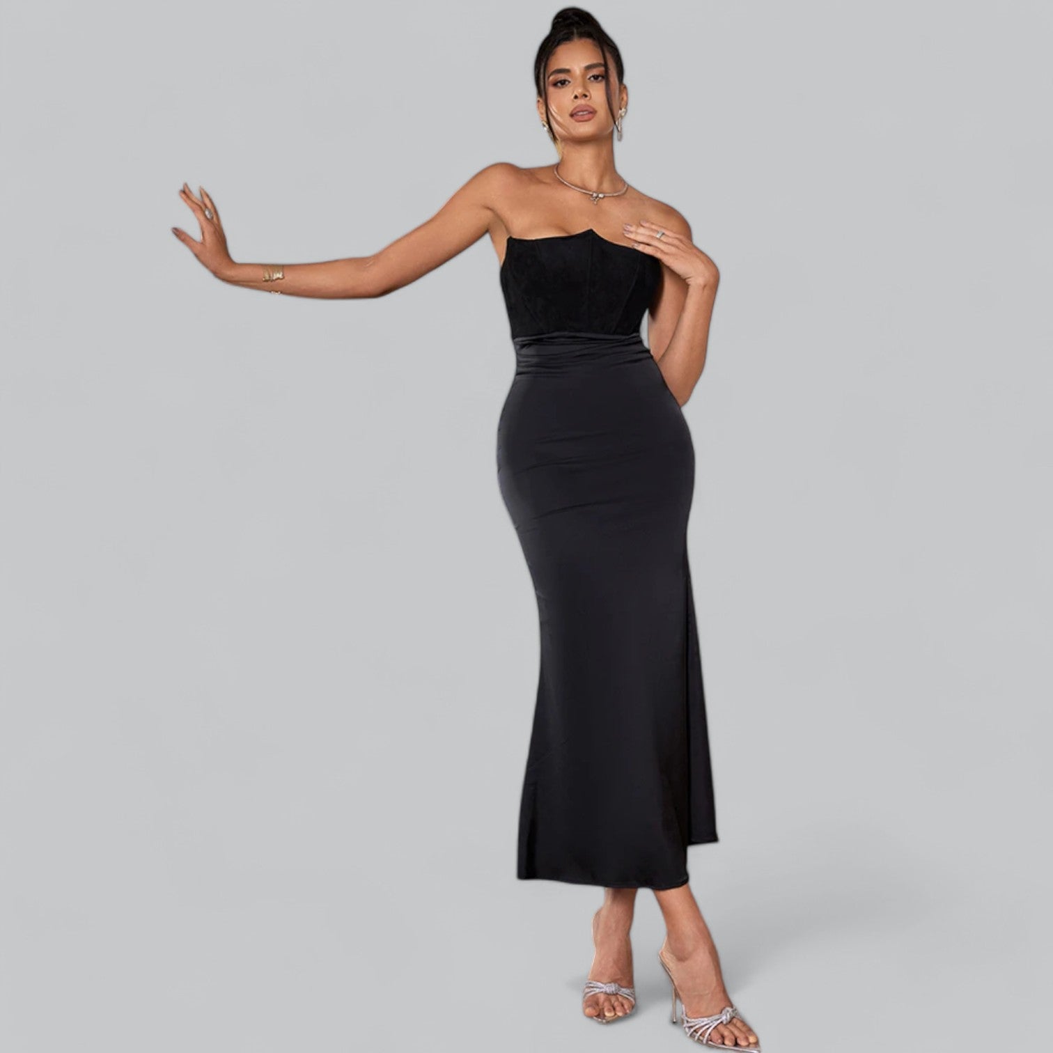 Danuta | Women’s Fitted Strapless Maxi Dress