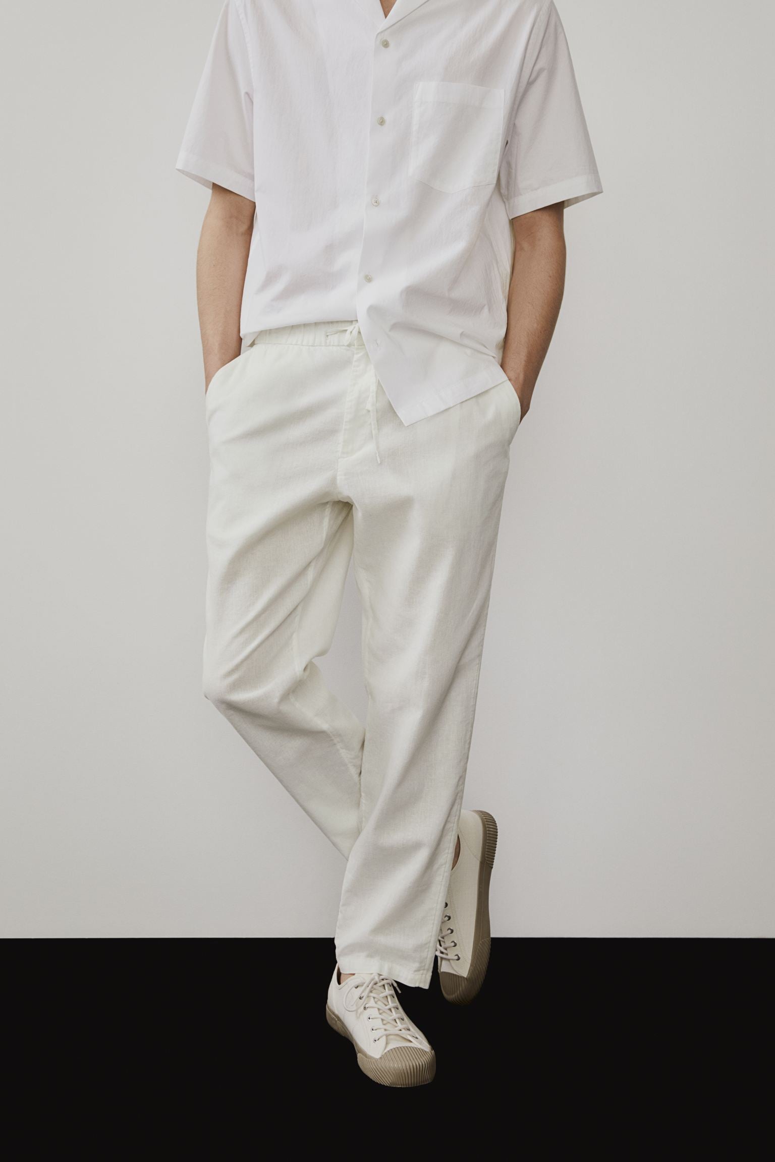 Finley | Men’s Flat-Front Drawstring Trousers