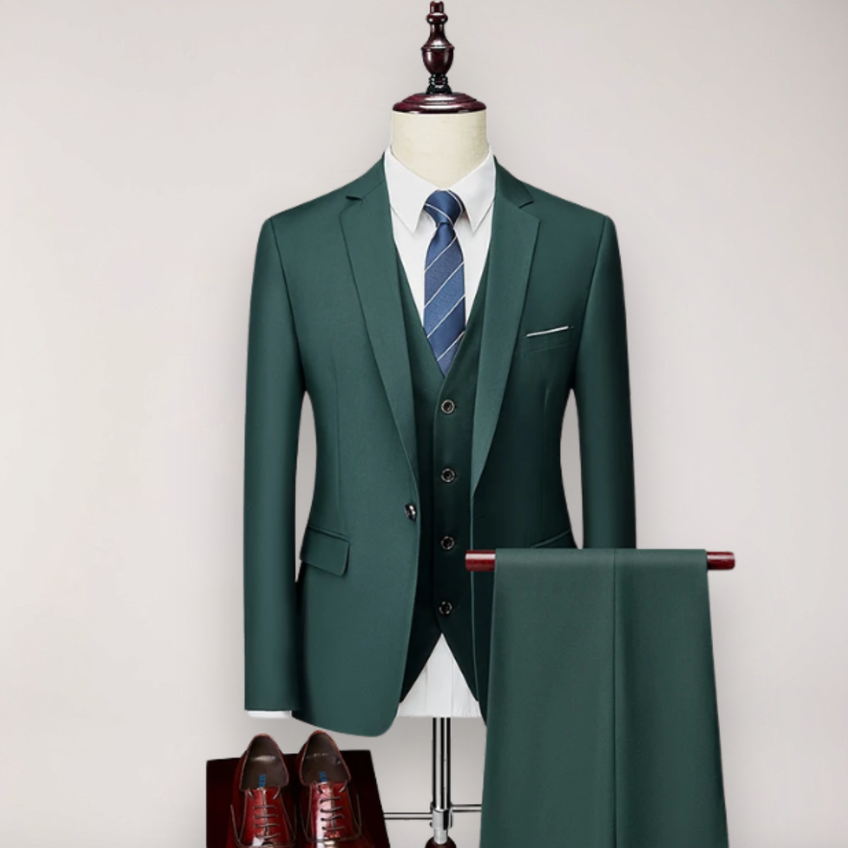 Noah | Men’s Formal Three-Piece Suit