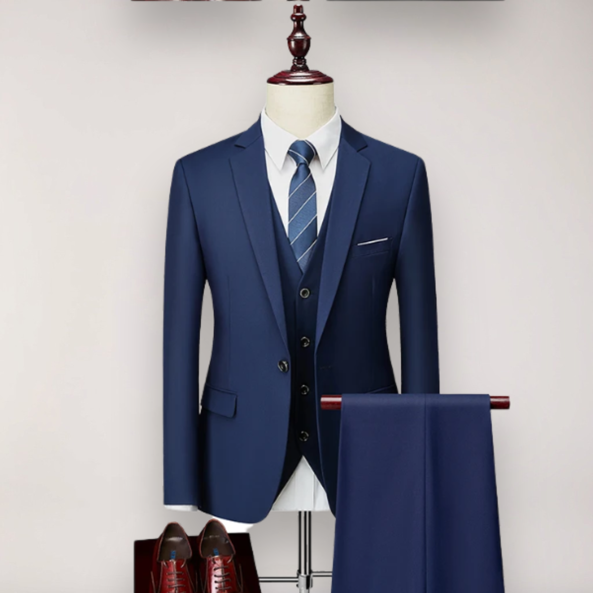 Noah | Men’s Formal Three-Piece Suit